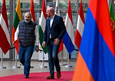 Paşinyanla Mişel arasında qeyri-formal görüş olub
