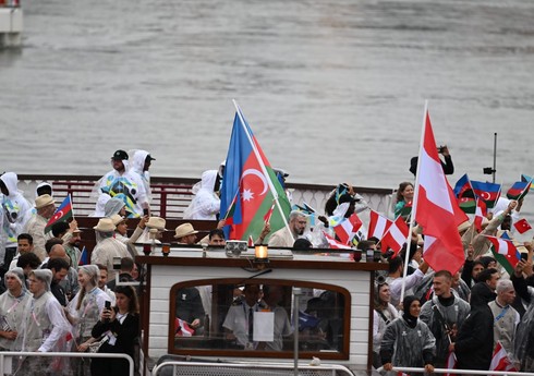 Paris-2024: Azərbaycan nümayəndə heyəti açılış mərasimində paraddan keçib