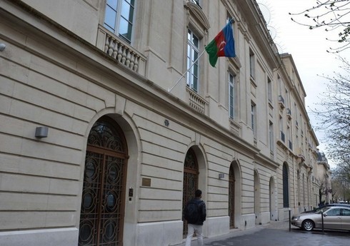 Paris məhkəməsi ötən il Azərbaycan səfirliyinin binasına hücum edən şəxsi cəzalandırıb