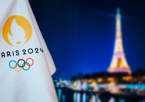 Paris olimpiadasının açılış mərasimindən sonra jurnalistlərin olduğu avtobus qəzaya düşüb