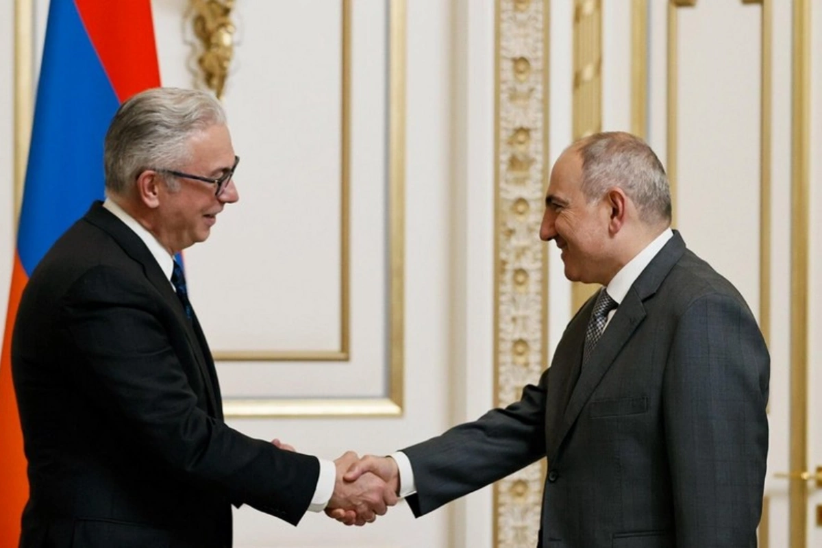 Paşinyan AŞPA sədri ilə görüşdə Azərbaycanla sülh sazişi imzalamağa hazır olduğunu bəyan edib