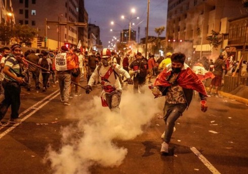 Peruda fövqəladə vəziyyət elan edilib