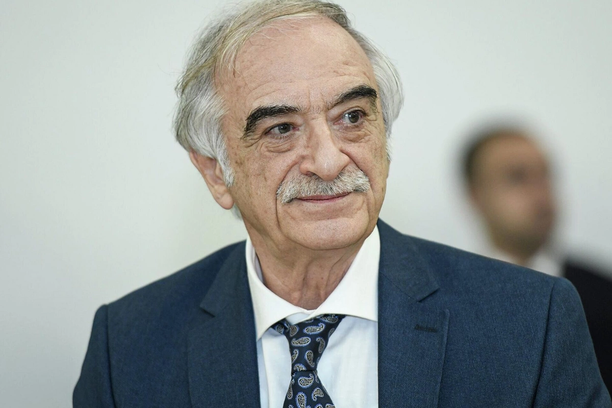 Polad Bülbüloğlu: 