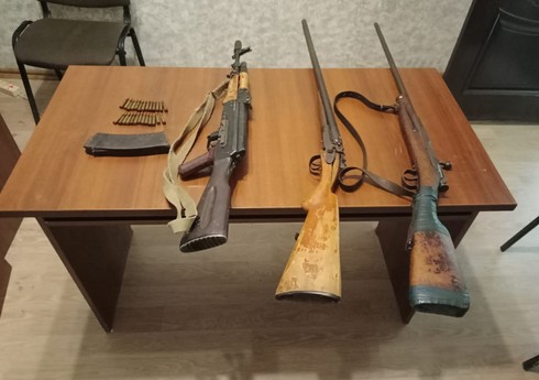 Polis ötən gün 12 silah, 2 qumbara aşkarlayıb