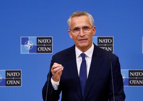 Politico: Stoltenberq NATO-nun baş katibi vəzifəsində qalmaq istəyir