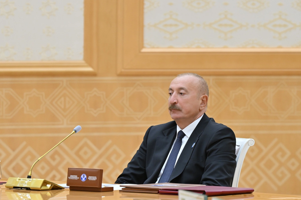 Prezident: Baş verən dəyişikliklərin uzunmüddətli mümkün nəticələrini qiymətləndirmək vacibdir Prezident: Baş verən dəyişikliklərin uzunmüddətli mümkün nəticələrini qiymətləndirmək vacibdir