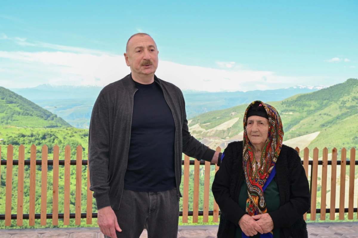 Prezident: Bu gün Azərbaycan ərazisində hər qarış torpaq bizim nəzarətimizdədir Prezident: Bu gün Azərbaycan ərazisində hər qarış torpaq bizim nəzarətimizdədir