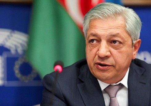 Prezident deputatı təltif edib Prezident deputatı təltif edib