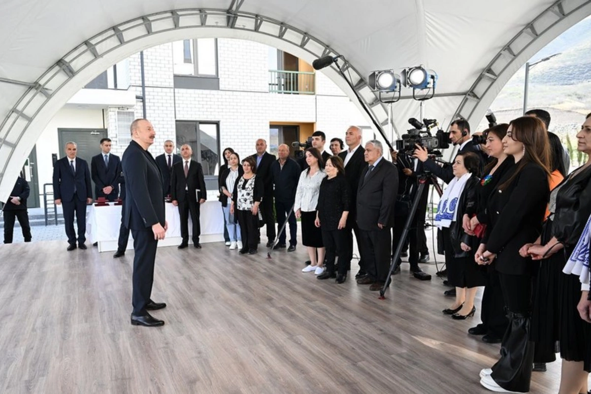 Prezident: İkinci Dünya müharibəsindən sonra Azərbaycan qədər tam qələbə heç kim tərəfindən qazanılmayıb Prezident: İkinci Dünya müharibəsindən sonra Azərbaycan qədər tam qələbə heç kim tərəfindən qazanılmayıb