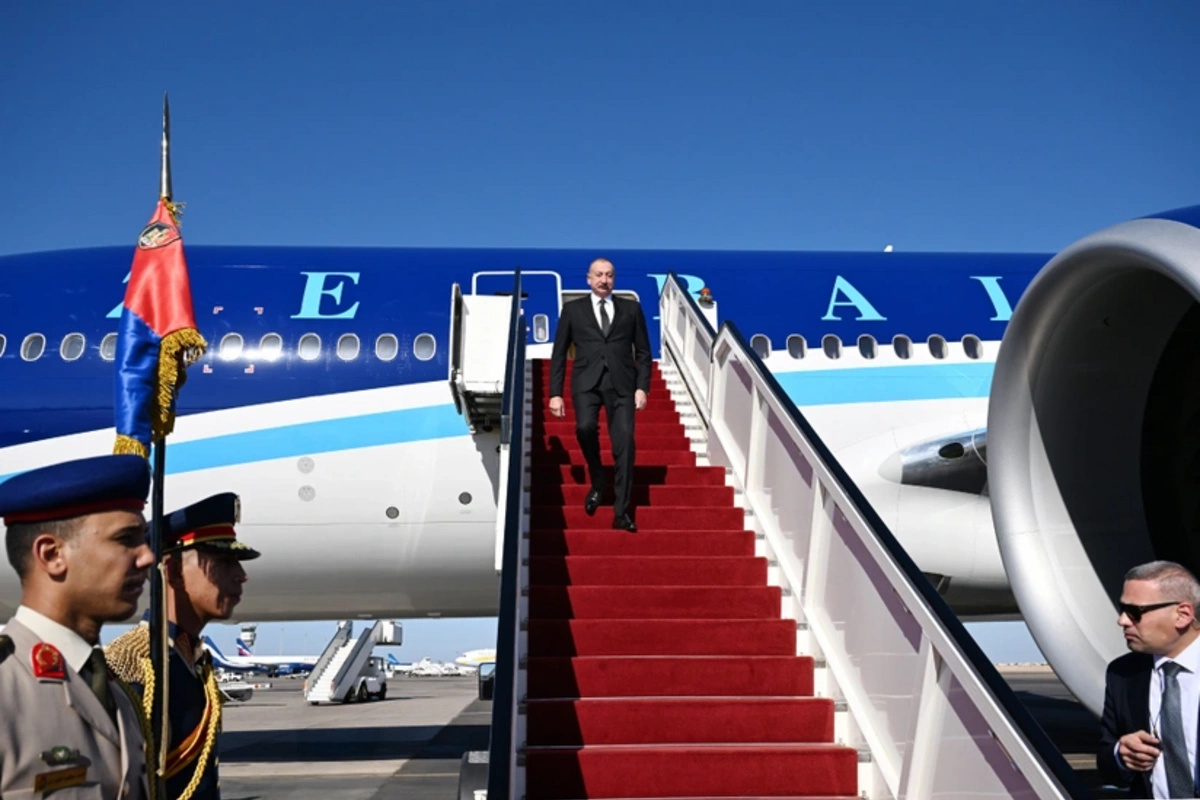Prezident İlham Əliyev Misirdə işgüzar səfərdədir Prezident İlham Əliyev Misirdə işgüzar səfərdədir