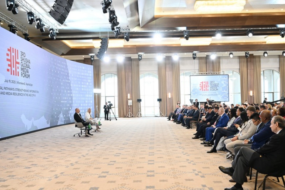 Prezident İlham Əliyev Rusiya ilə Avropa İttifaqı arasında yaranmış təbii qaz böhranına münasibət bildirib Prezident İlham Əliyev Rusiya ilə Avropa İttifaqı arasında yaranmış təbii qaz böhranına münasibət bildirib