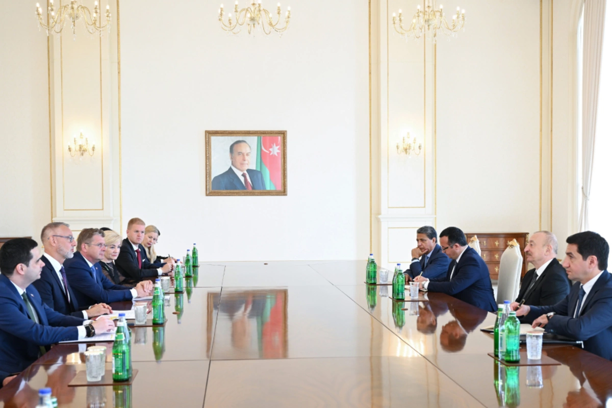 Prezident İlham Əliyev Slovakiya Milli Şurası sədrinin başçılıq etdiyi nümayəndə heyətini qəbul edib