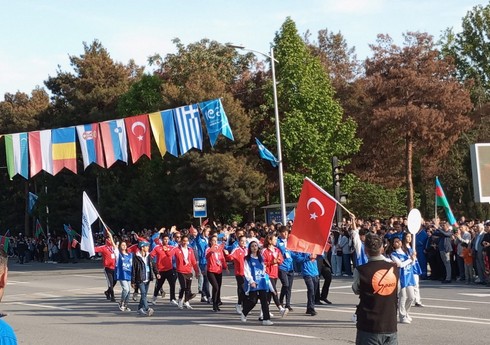 “Prezident Kuboku-2023” beynəlxalq reqatasında komandaların rəsmi paradı keçirilib