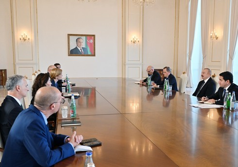 Prezident İlham Əliyev ABŞ nümayəndə heyətini qəbul edib