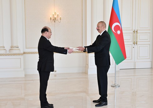 Prezident İlham Əliyev Koreya Xalq Demokratik Respublikasının yeni səfirinin etimadnaməsini qəbul edib - YENİLƏNİB