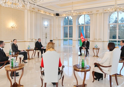 Prezident İlham Əliyev yerli televiziya kanallarına müsahibə verib