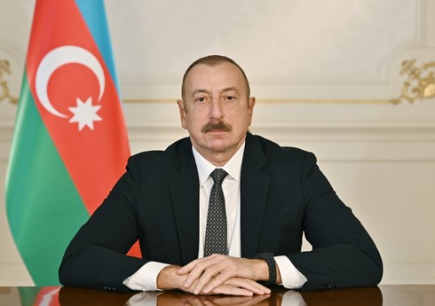 Prezident İlham Əliyev 4-cü Azərbaycan Beynəlxalq Müdafiə Sərgisi ilə tanış olub