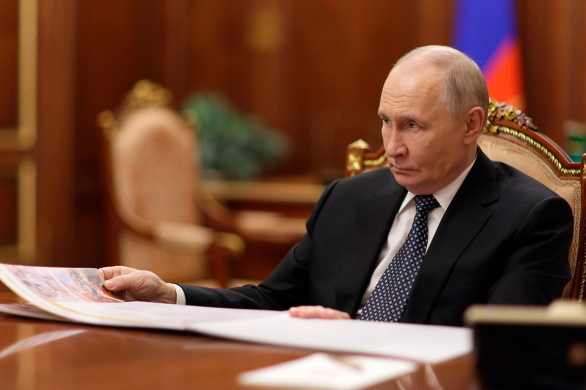 Putin Rusiya vətəndaşlığı almaq istəyən xaricilərlə bağlı fərman verib