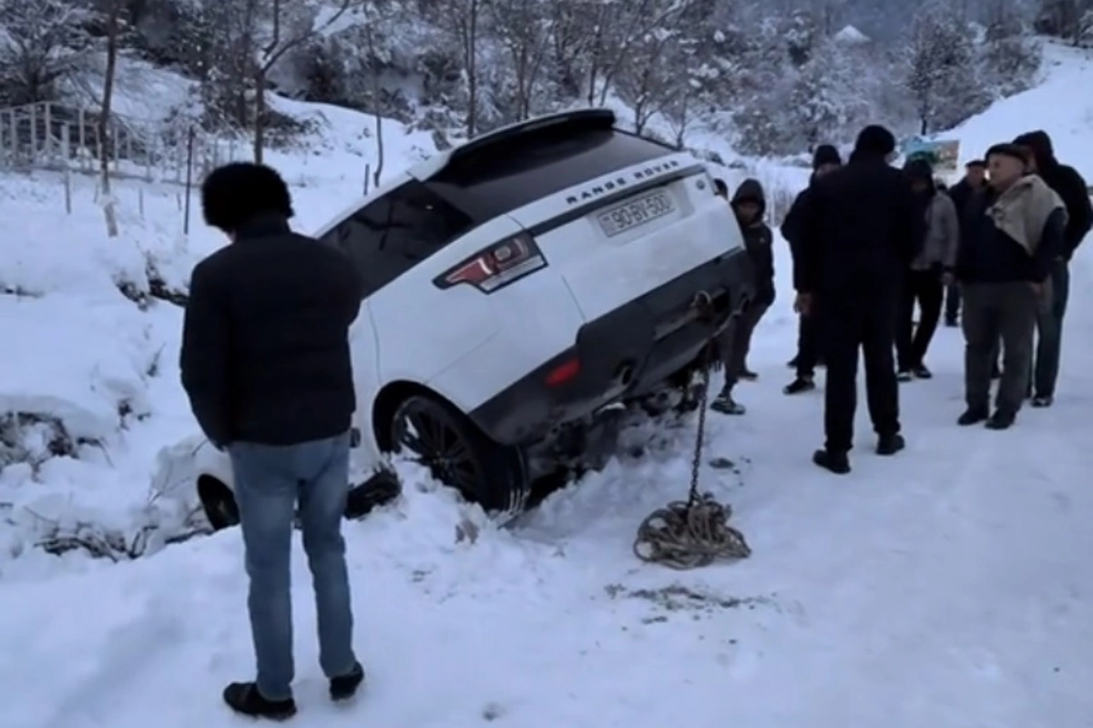 Qəbələ Laza yolunda qəza - 