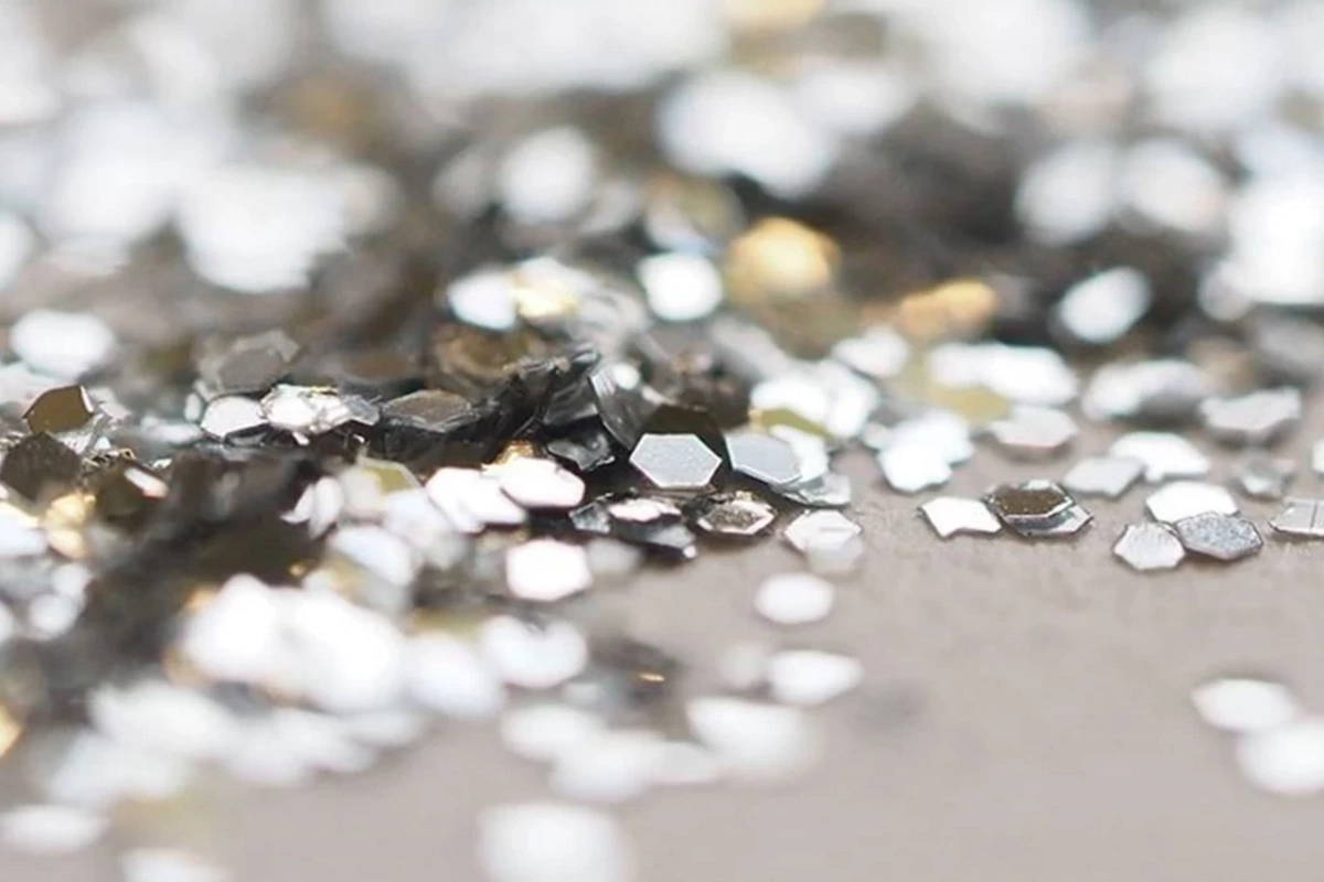 Qızıl və gümüş qiymətləri rekord həddə çatmağa davam edir