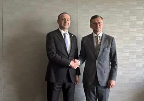 Qriqoryan Kuleba ilə ikitərəfli münasibətlərin inkişaf perspektivlərini müzakirə edib