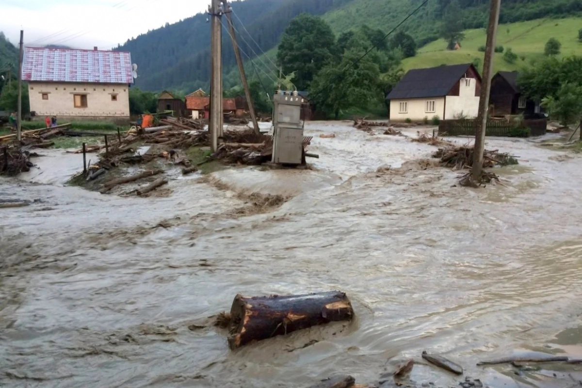 Quba, Qusar, Xaçmaz və Şabranda sel nəticəsində zədələnən yollar bərpa ediləcək