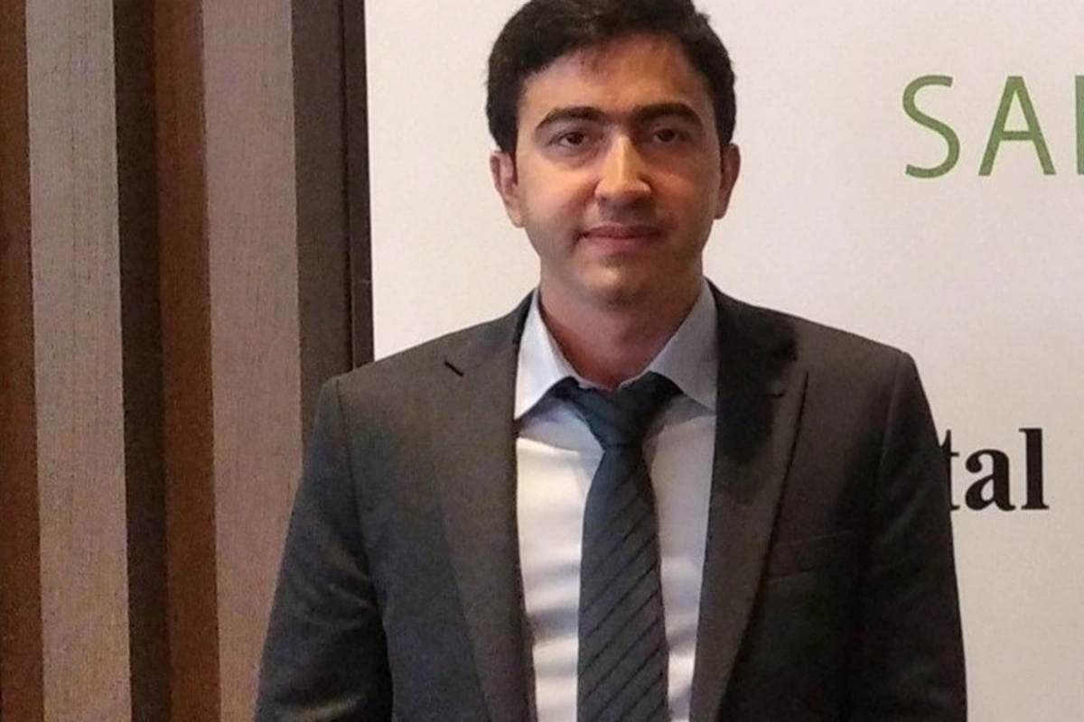 Qubad İbadoğlunun işində həbs olunan Anar özünü nazir müavininin kirvəsi kimi təqdim edirmiş