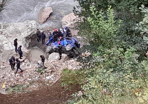 Qubada yol qəzası olub, ölənlər var