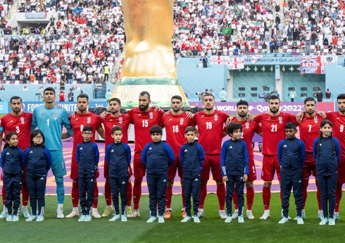İran millisinin futbolçuları dövlət himnini oxumayıblar