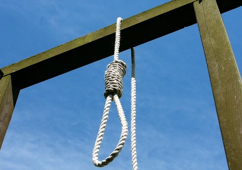 İranda terror aktı ilə əlaqədar iki nəfər açıq şəkildə edam edilib