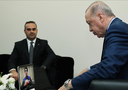 Ərdoğan: Türkiyə və Azərbaycan bayraqları kosmosda iki qardaşı təmsil edəcək