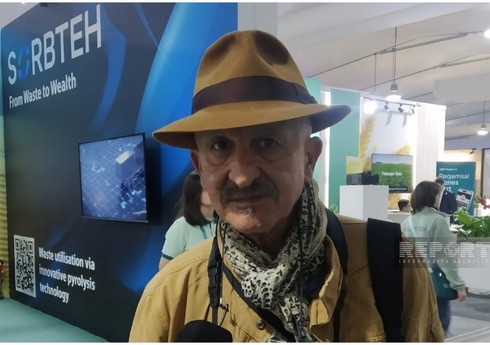 Reza Deqati: 