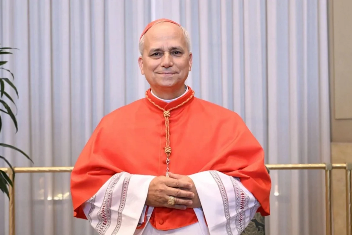 Roma Papası ağciyərindəki törəməyə görə əməliyyat olunacaq