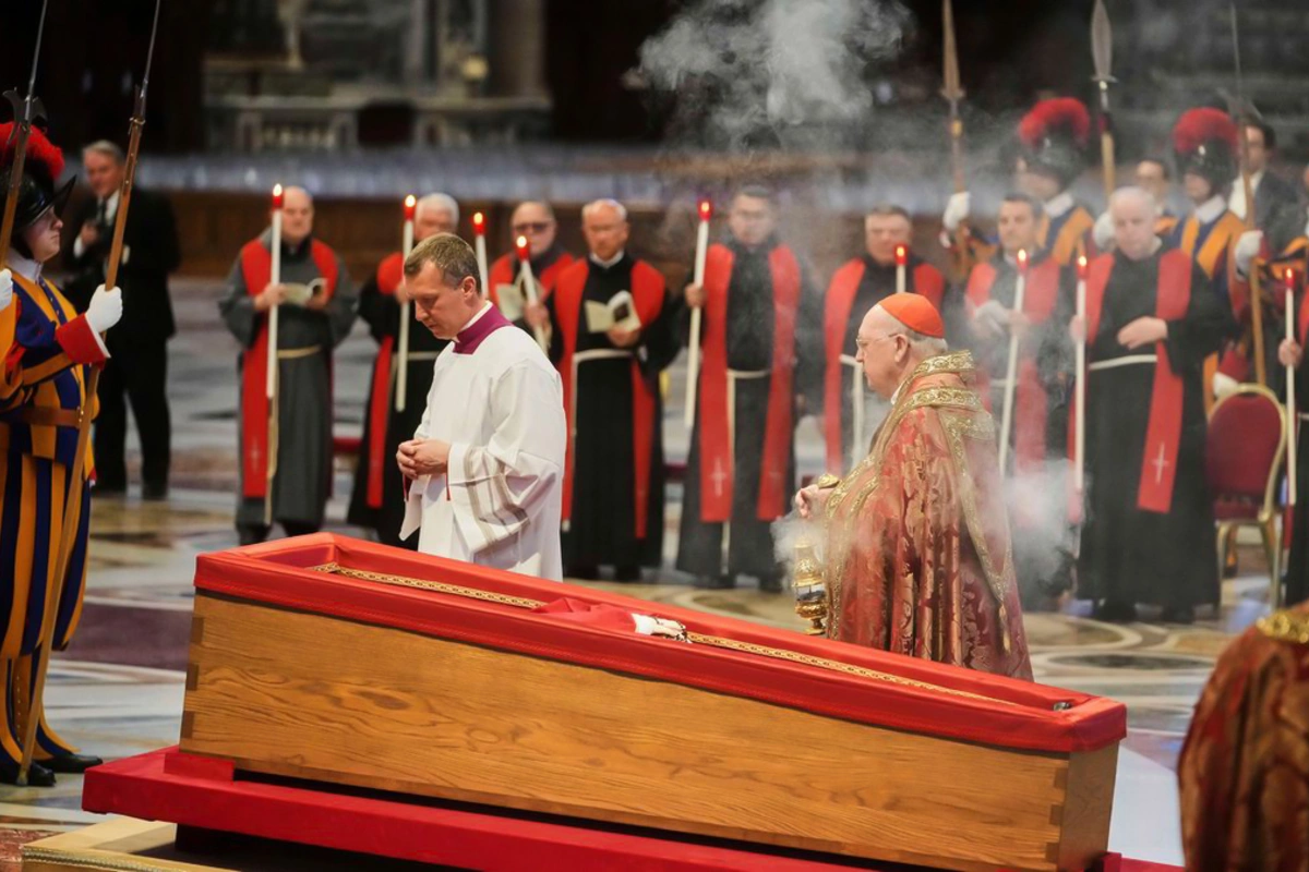 Roma Papasının dəfn mərasimində Azərbaycanı kimin təmsil edəcəyi məlum olub