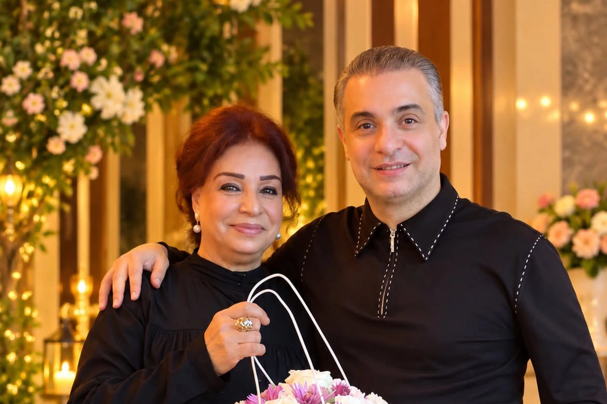 Rüfət Axundov anasının 