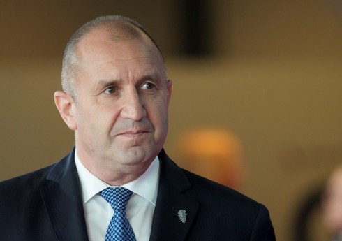 Rumen Radev: 