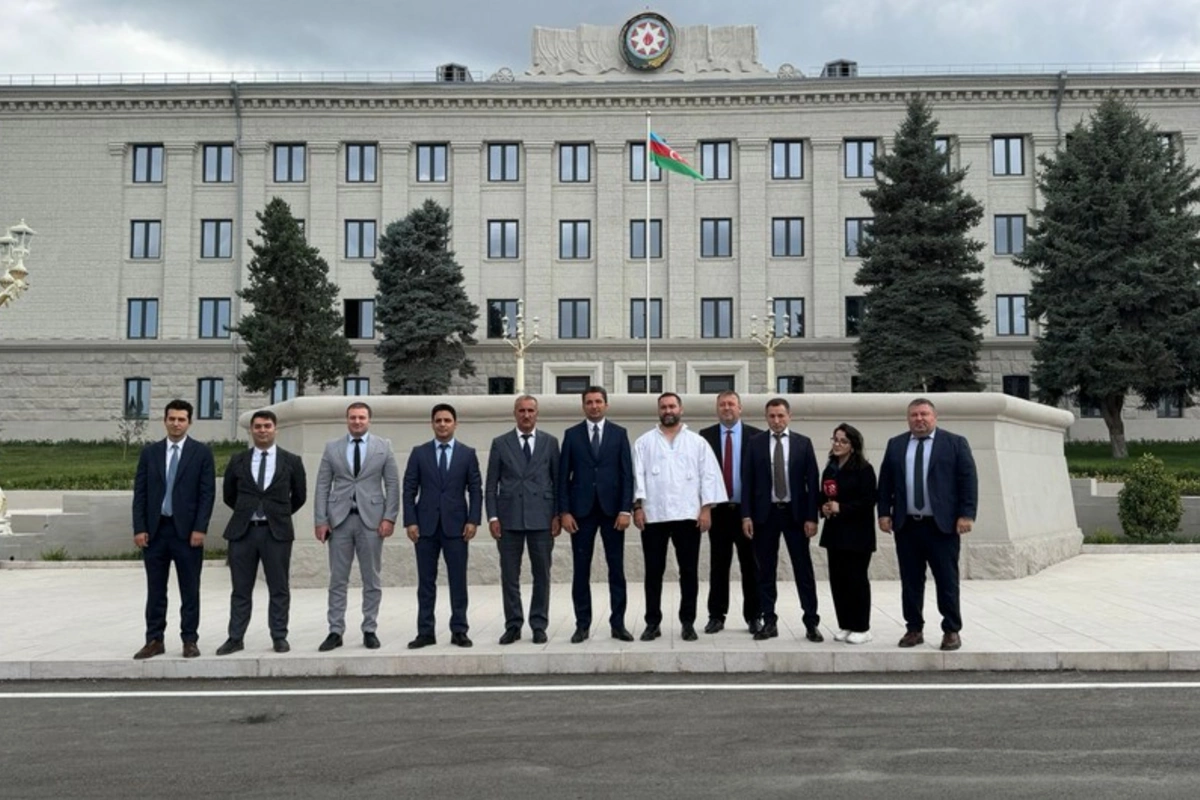 Rumıniyalı senator Qarabağda aparılan bərpa-quruculuq işləri barədə məlumatlandırılıb