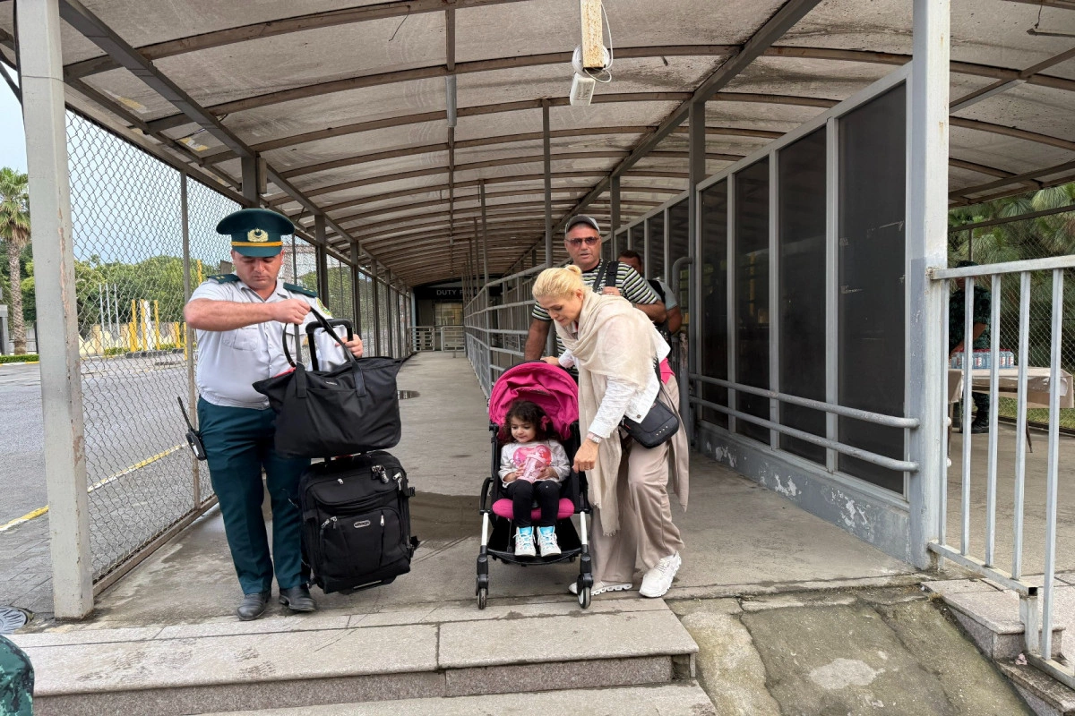 Rusiya, Belarus, İspaniya vətəndaşları İrandan Azərbaycana təxliyə olunub