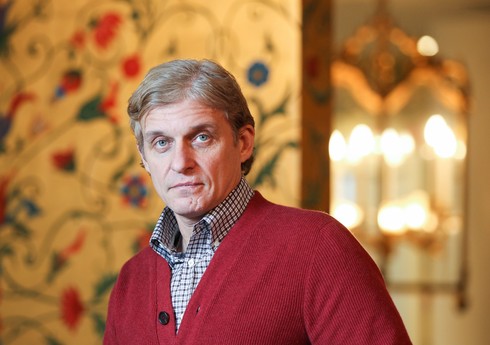 Rusiya Ədliyyə Nazirliyi Oleq Tinkovu xarici agent elan edib