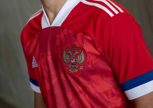 Rusiya millisi məşhur şirkətin geyimlərindən imtina edir