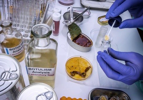 Rusiyada botulizmlə bağlı 172 ton məhsul müsadirə edilib