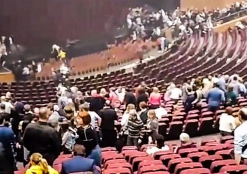 Rusiyada konsert zalında baş vermiş silahlı hücumun təfərrüatları məlum olub