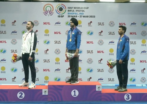 Ruslan Lunyov Dünya Kubokunda gümüş medal qazanıb