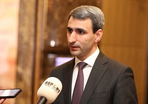 Rövşən Rüstəmov: 