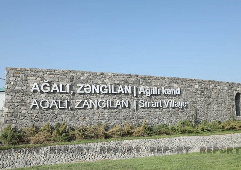 Rövşən Rzayev: “Yaxın bir həftədə Zəngilanın Ağalı kəndinə daha 25 ailə köçürüləcək”