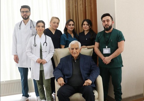 Ürəyindən əməliyyat olunan Xalq şairi Nəriman Həsənzadə evə buraxılıb