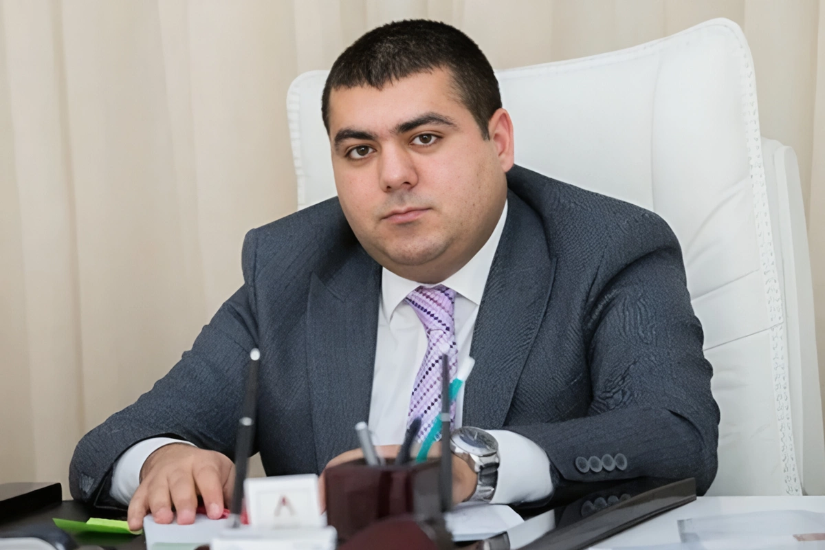 Sabiq bankirin oğlu ilə bağlı iş məhkəmə araşdırmasına verildi