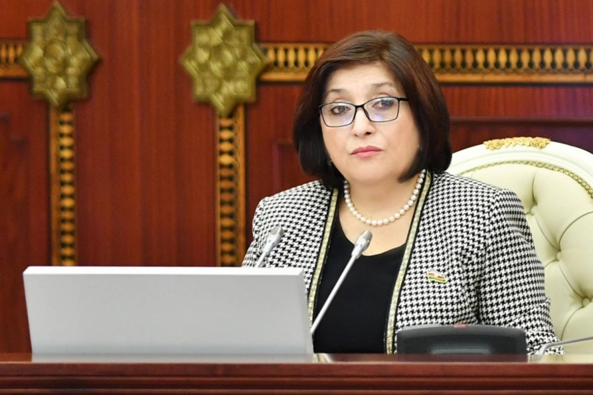 Sahibə Qafarova: Yalnız liderinin ətrafında sıx birləşən xalq haqlarını qorumağa qadirdir Sahibə Qafarova: Yalnız liderinin ətrafında sıx birləşən xalq haqlarını qorumağa qadirdir