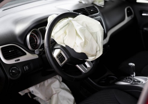 Salyanda iki avtomobil toqquşub, 4 nəfər xəsarət alıb