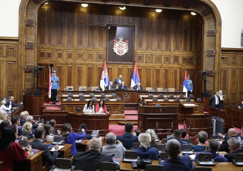 Serbiyada parlament buraxılıb, növbədənkənar seçkilər elan edilib